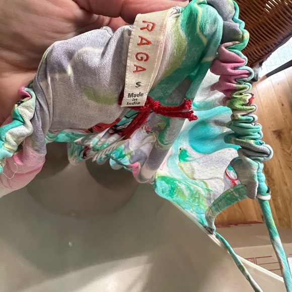 Raga Revolve Maxi Sun Dress NWT Size Small - multicolor shoulder tie - Picture 6 of 6